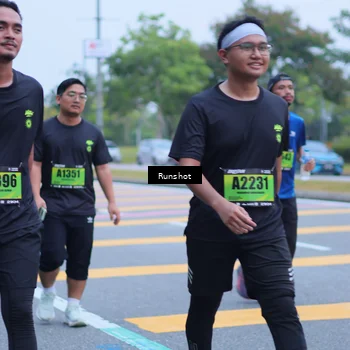Runner Photo 5665455
