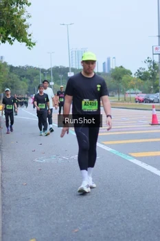 Runner Photo 5665472