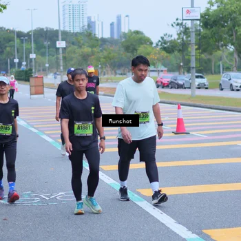 Runner Photo 5665499