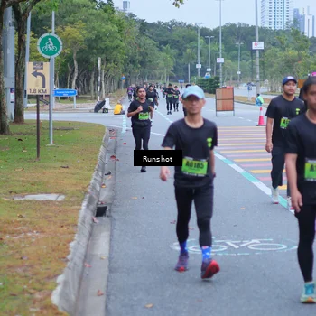 Runner Photo 5665518