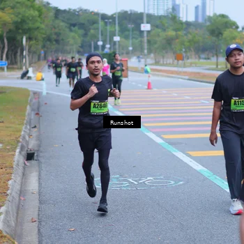 Runner Photo 5665519