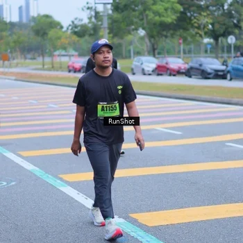 Runner Photo 5665524