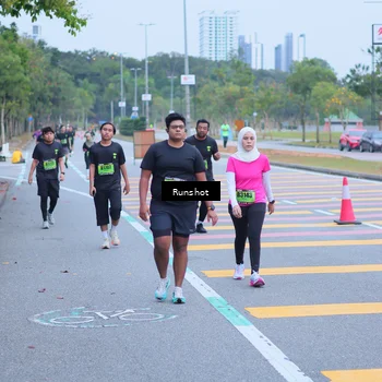 Runner Photo 5665563