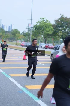Runner Photo 5665574