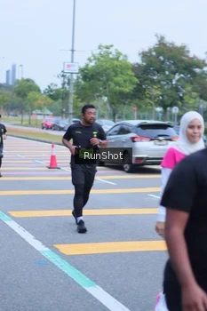 Runner Photo 5665576