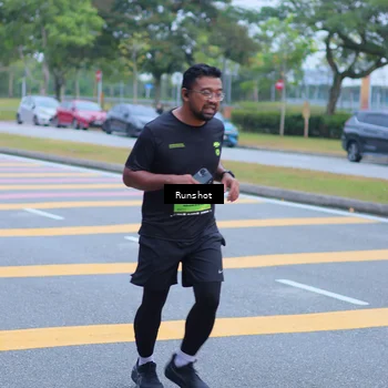 Runner Photo 5665593