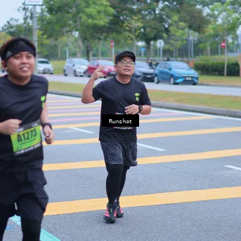 Runner Photo 5665627