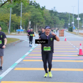 Runner Photo 5665645