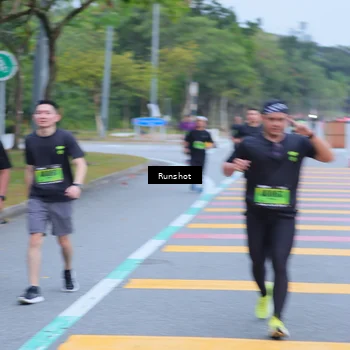 Runner Photo 5665646