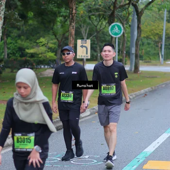 Runner Photo 5665659