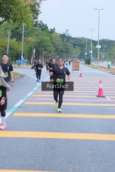 Runner Photo 5665679