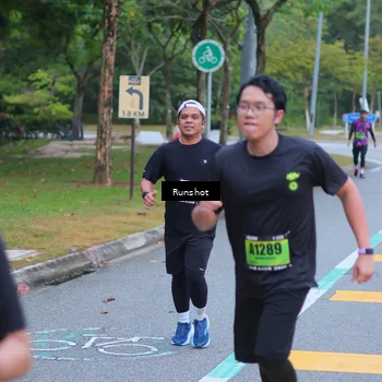 Runner Photo 5665705