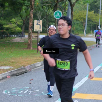 Runner Photo 5665713