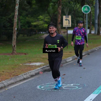 Runner Photo 5665716