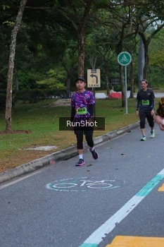 Runner Photo 5665730