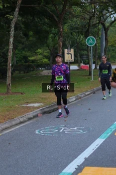 Runner Photo 5665733
