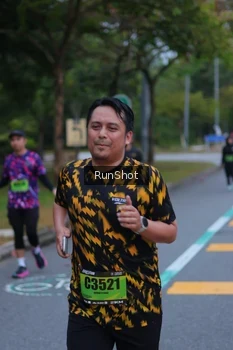 Runner Photo 5665739