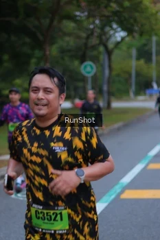 Runner Photo 5665743