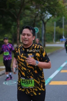 Runner Photo 5665745