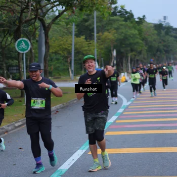 Runner Photo 5665786