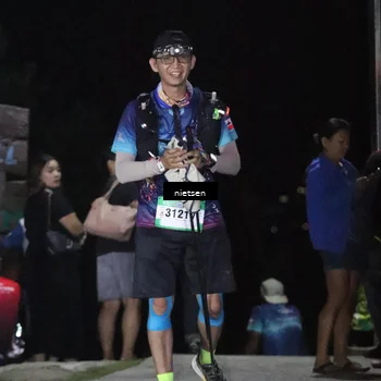 Runner Photo 5665794