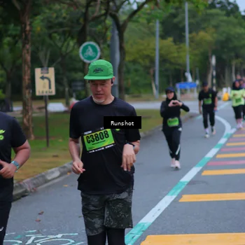 Runner Photo 5665813