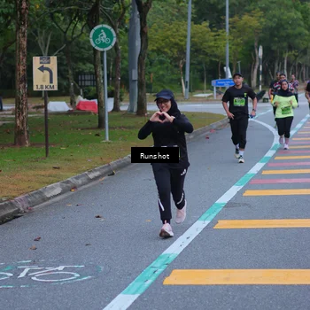 Runner Photo 5665824