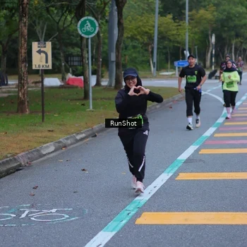 Runner Photo 5665826