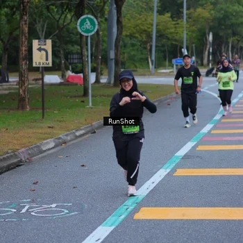 Runner Photo 5665833