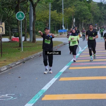 Runner Photo 5665842