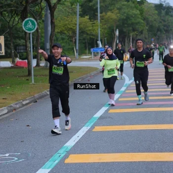 Runner Photo 5665850