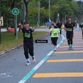 Runner Photo 5665852