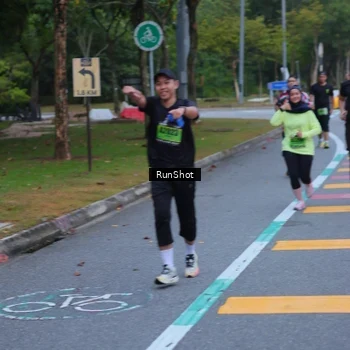 Runner Photo 5665854
