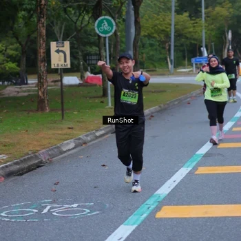 Runner Photo 5665855