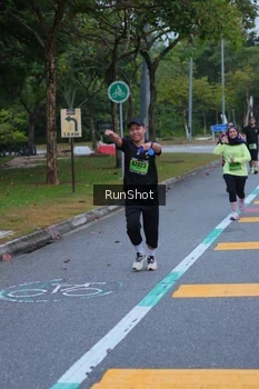 Runner Photo 5665856