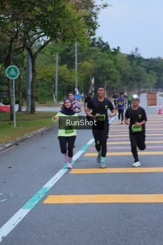 Runner Photo 5665869