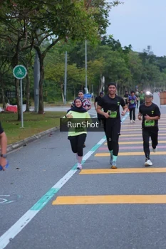 Runner Photo 5665872