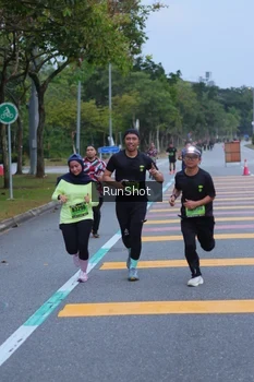 Runner Photo 5665878
