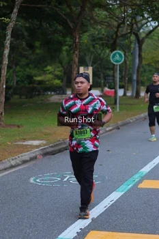 Runner Photo 5665899