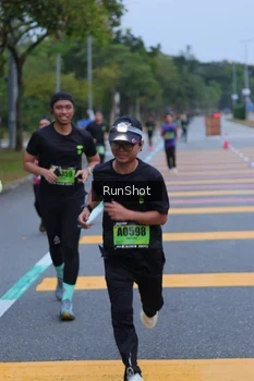 Runner Photo 5665911
