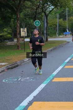 Runner Photo 5665920