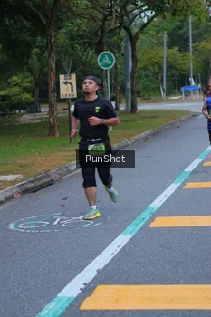 Runner Photo 5665925