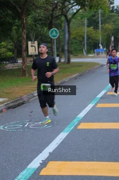Runner Photo 5665965