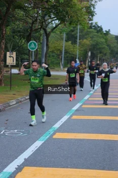 Runner Photo 5665966