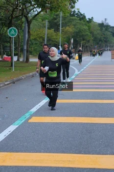 Runner Photo 5665974