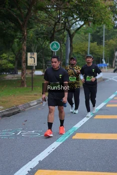 Runner Photo 5665996