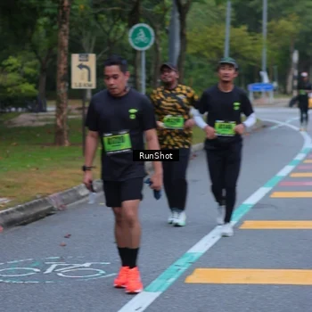 Runner Photo 5666017