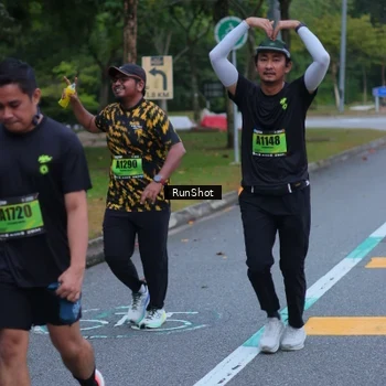 Runner Photo 5666032
