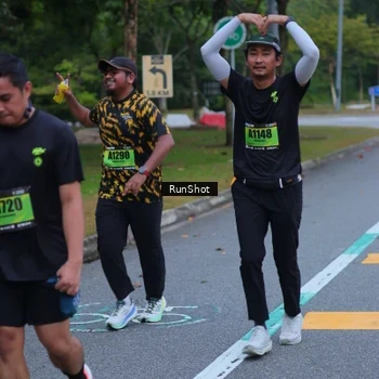 Runner Photo 5666053
