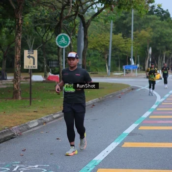 Runner Photo 5666054